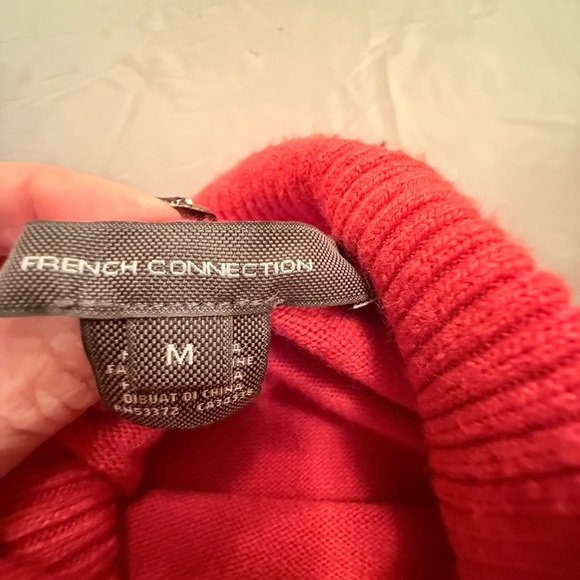 French Connection Red Turtleneck Sweater Size Medium MSRP $148 - Picture 8 of 9